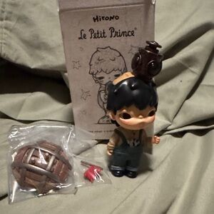 Hirono Le Petit Prince Action Figure - Black and Brown